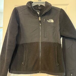 The North Face Black Fleece Jacket XS women’s Denali